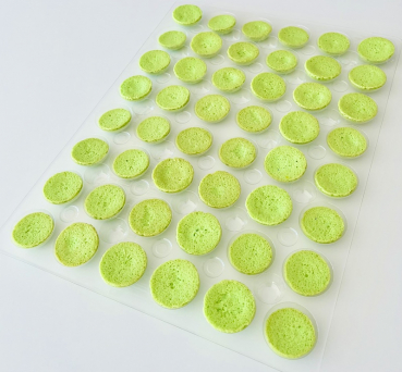 96 Macaron Halbschalen grün von sweetART-02